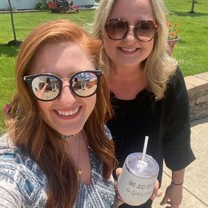 Meet your Posher, Anne